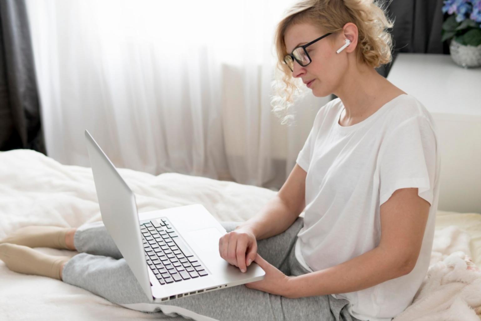 Professional consultation environment for investment planning